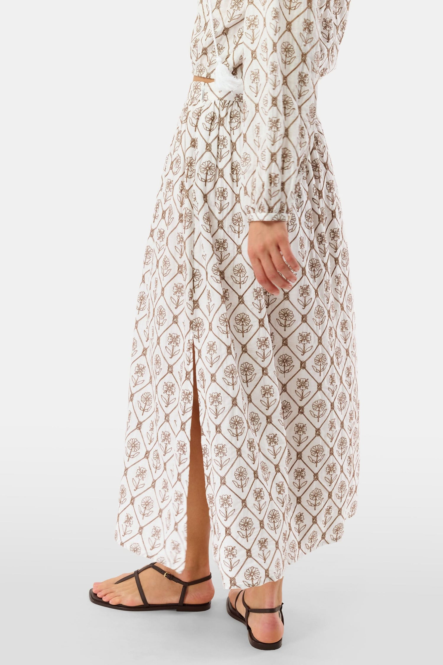 Roller Rabbit Brown Infinity Floral Embroidery Valerie Skirt