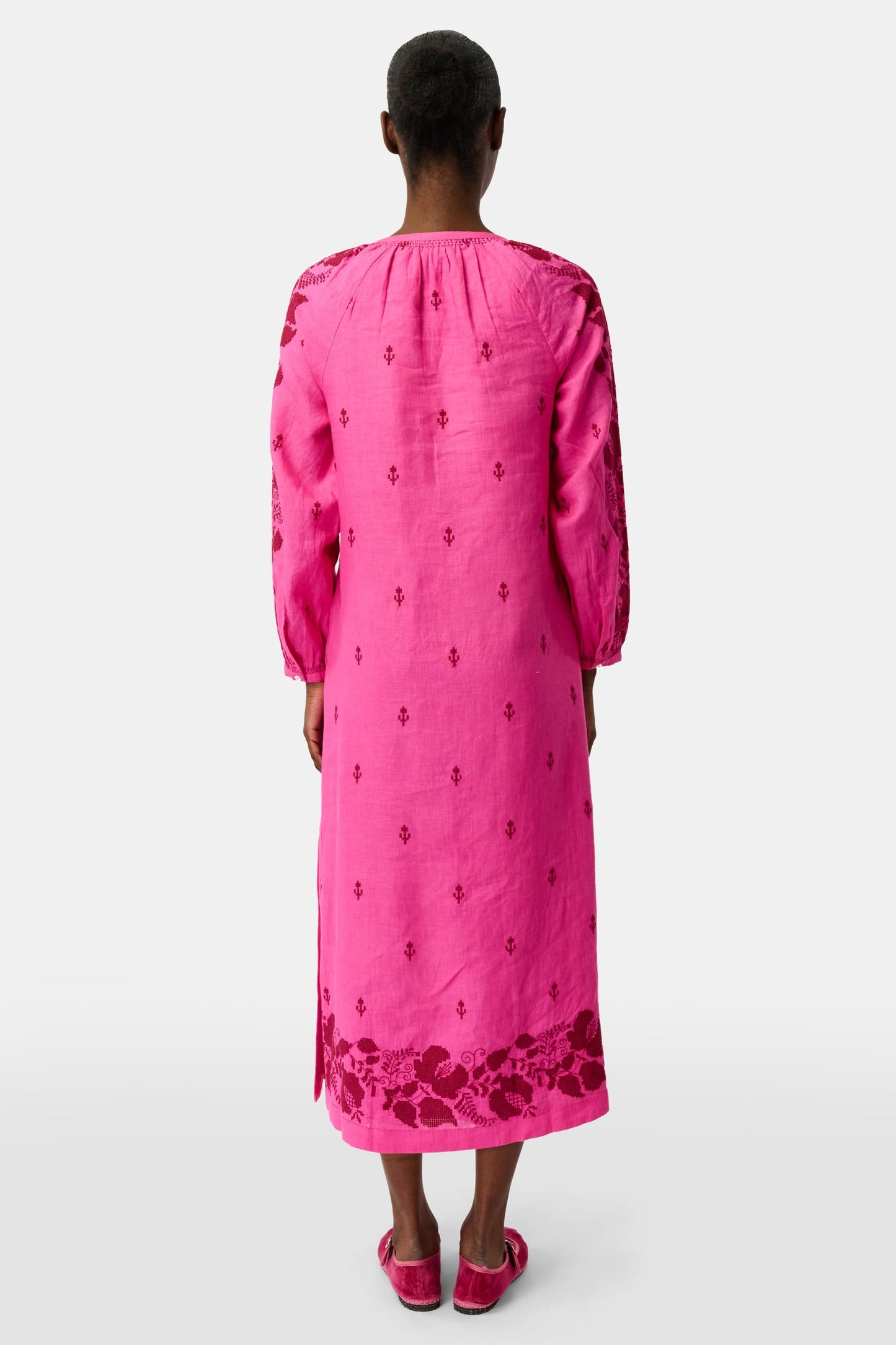 Roller Rabbit Berry Cross Stitch Vine Shiv Caftan